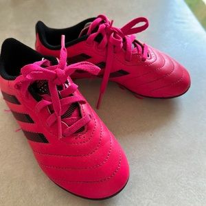 Girls soccer cleats